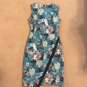 Tommy Hilfiger Dress Size 4